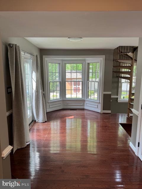 2304 Lakeshire Drive photo 23