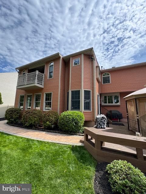 2304 Lakeshire Drive photo 6