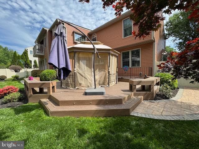 2304 Lakeshire Drive photo 8