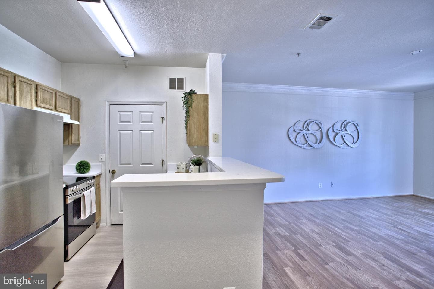 1570 Spring Gate Drive #7215 photo 5
