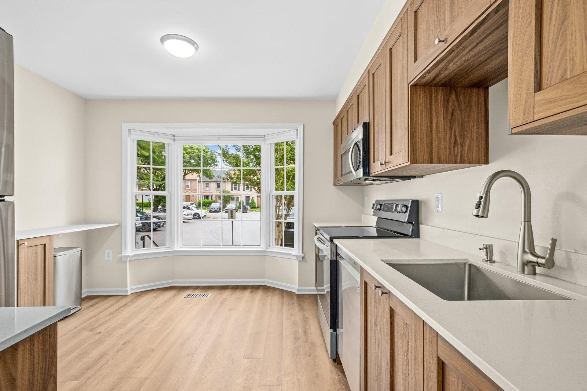 5428 New London Park Drive photo 9