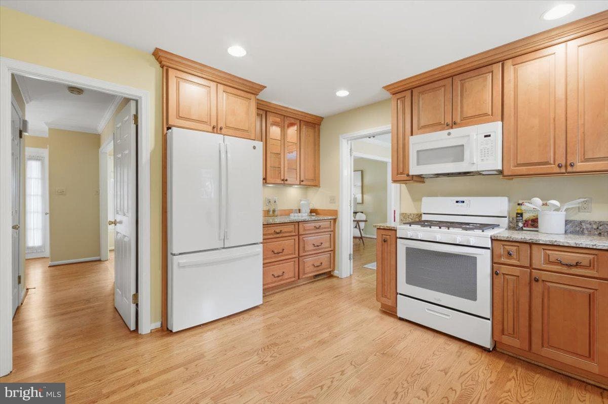 7824 Water Valley Court photo 15