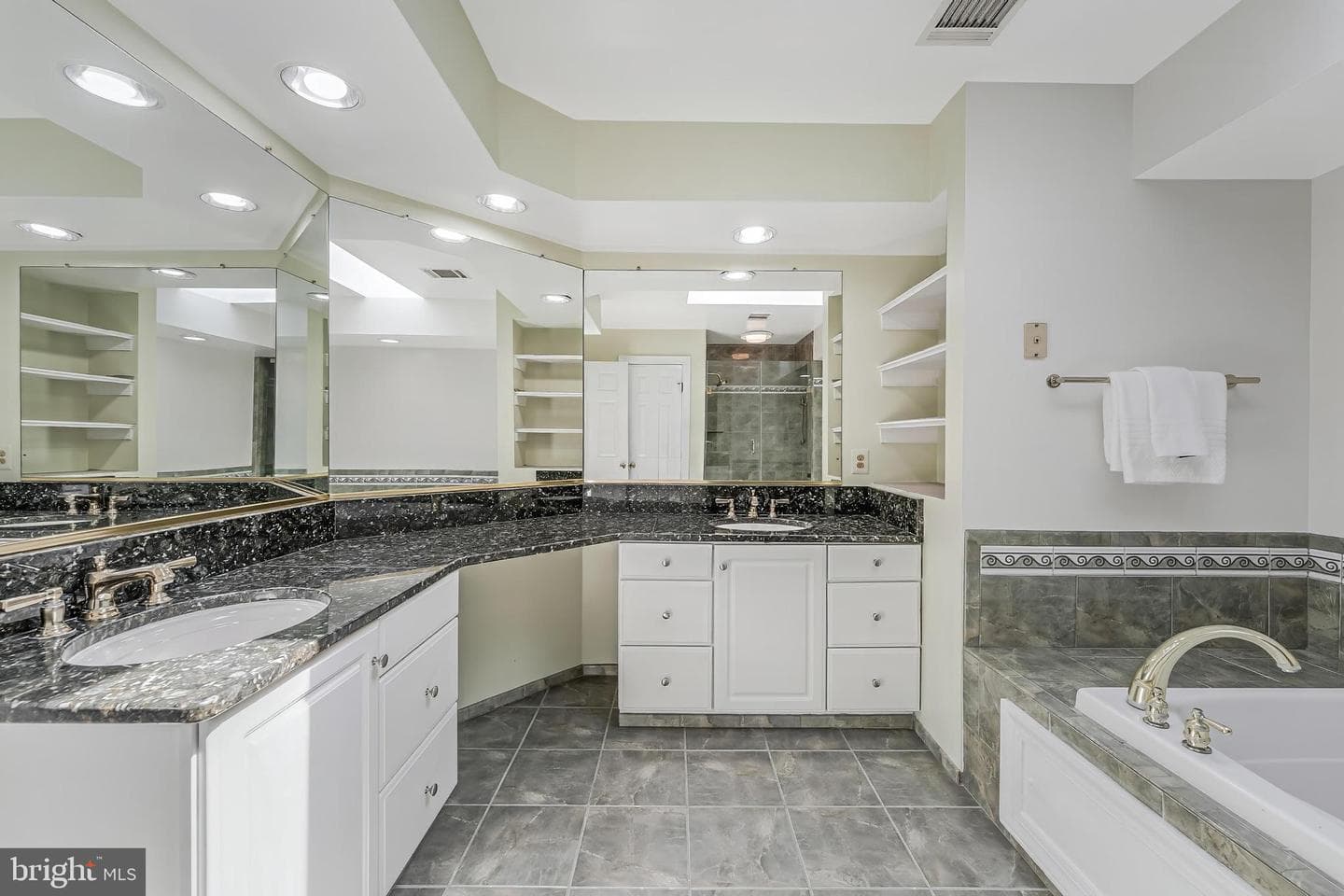 5501 Ashleigh Road photo 48