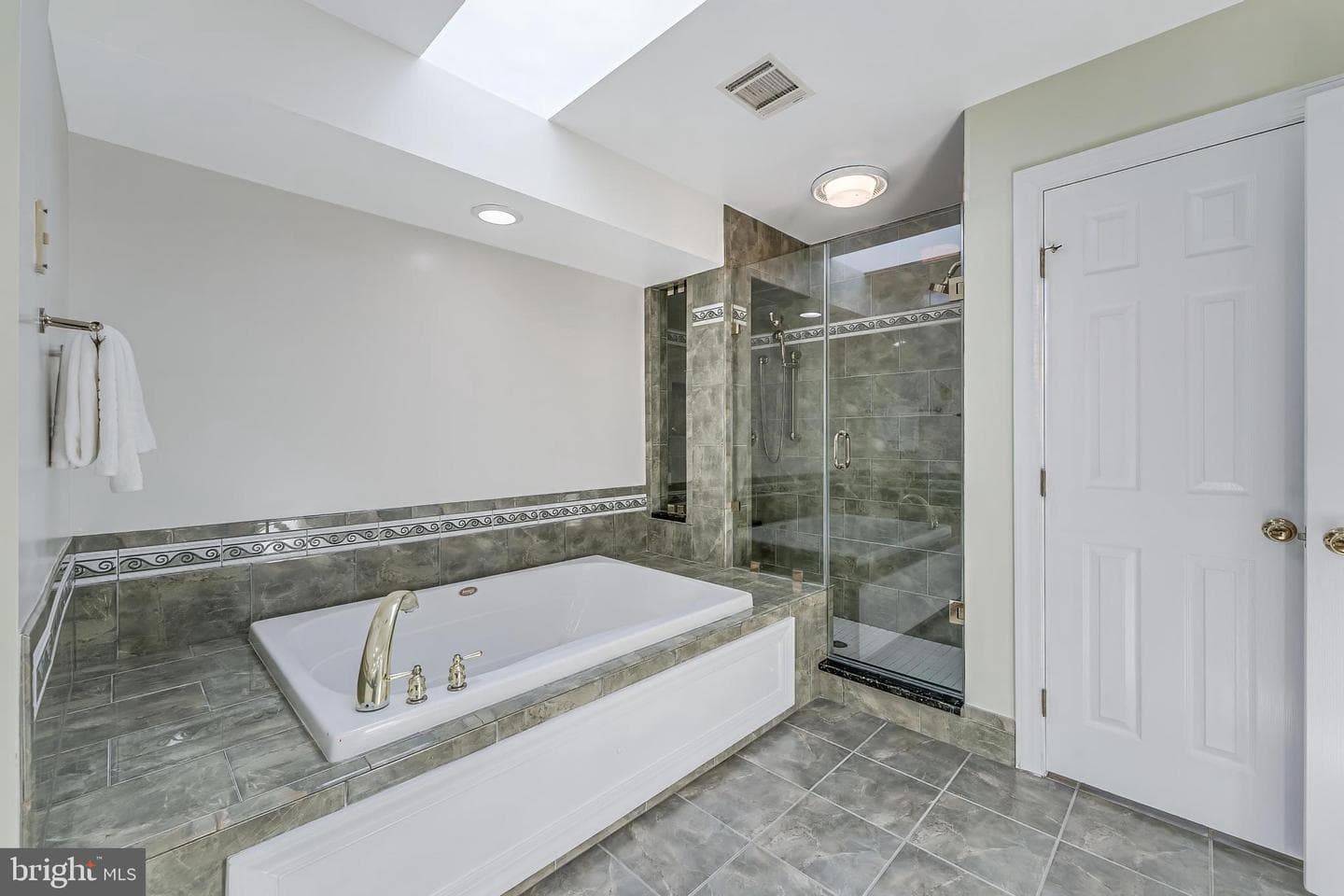 5501 Ashleigh Road photo 49
