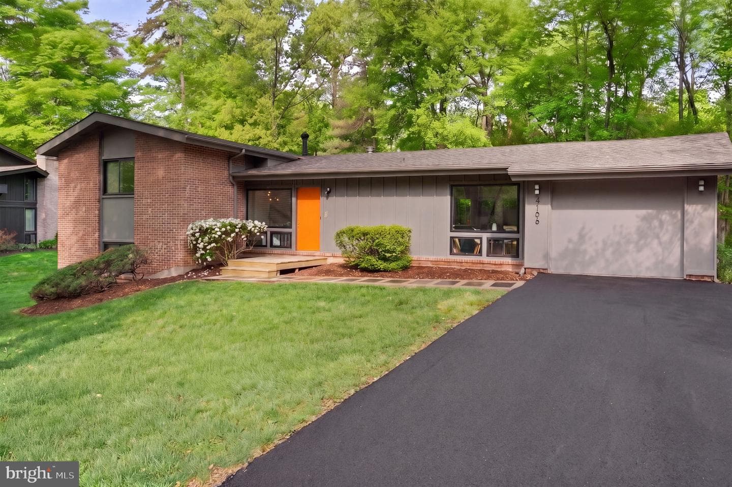 4106 Yerkes Place photo 3