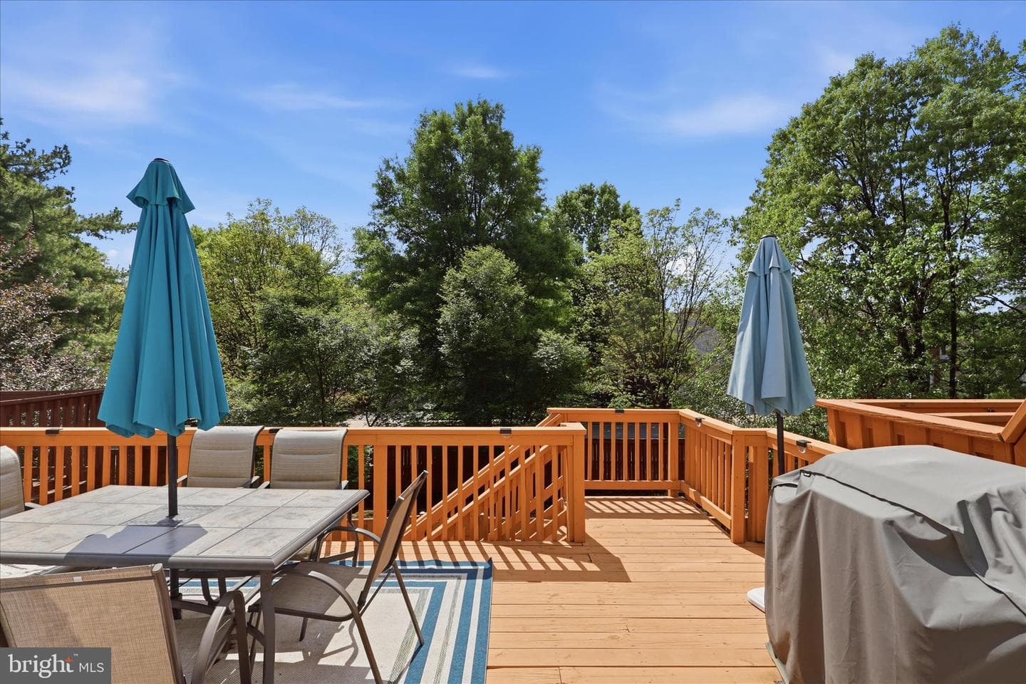 6013 Keble Drive photo 26