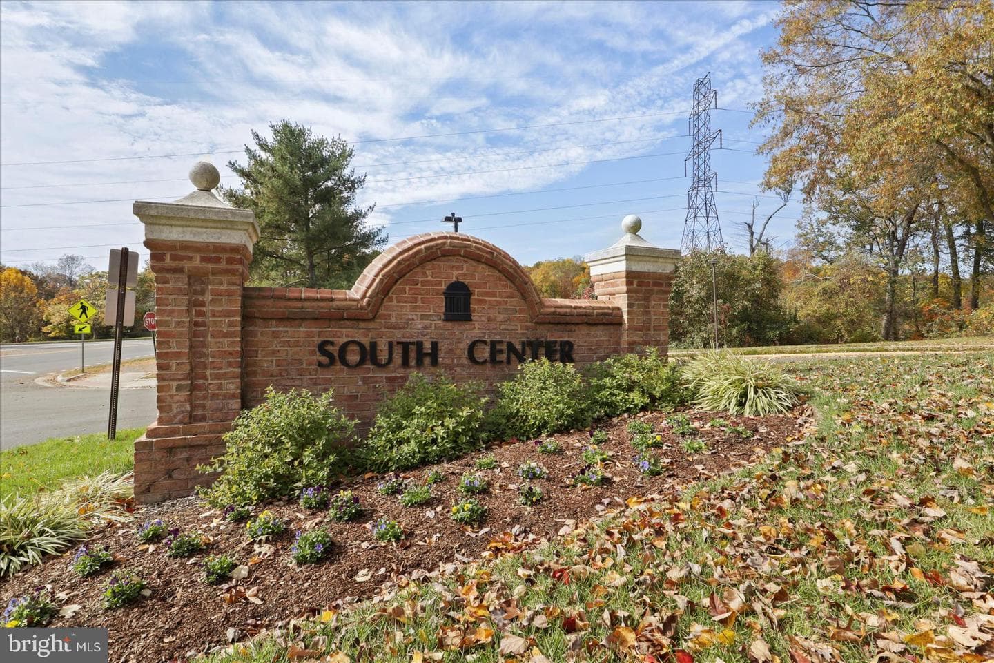 6013 Keble Drive photo 50