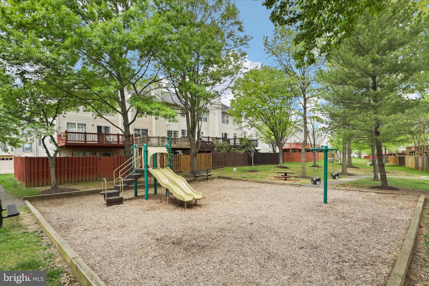 6013 Keble Drive photo 59