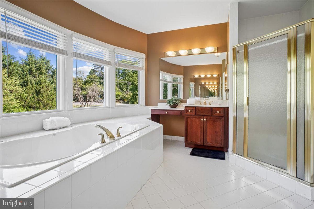 11040 Heathland Drive photo 24