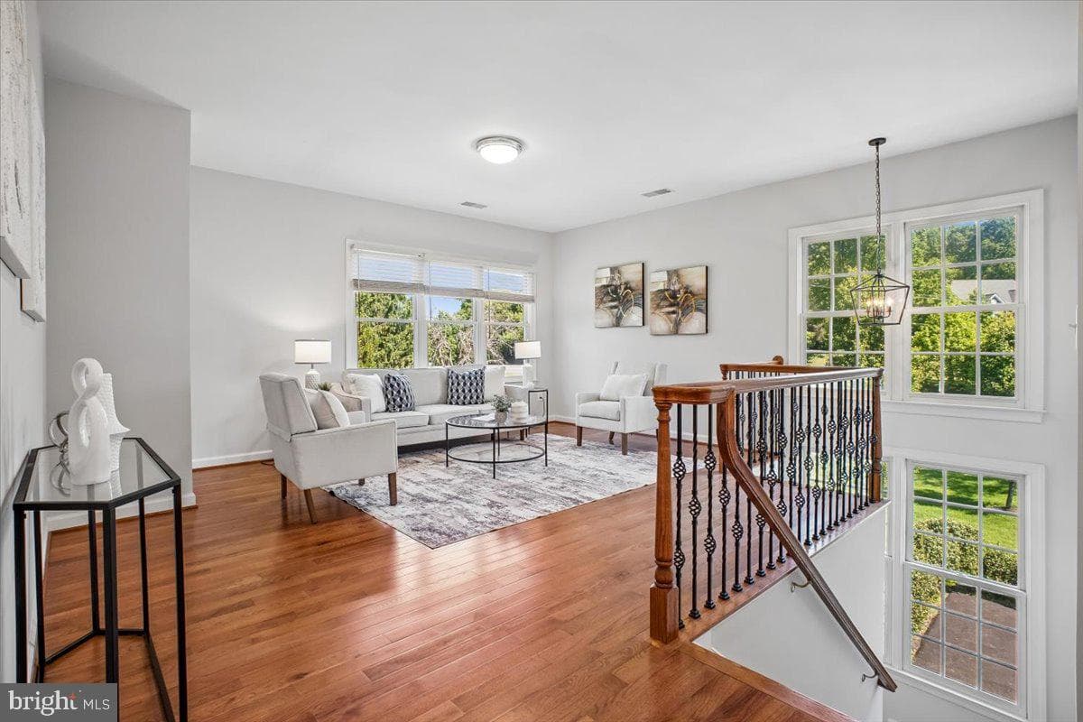 11040 Heathland Drive photo 27