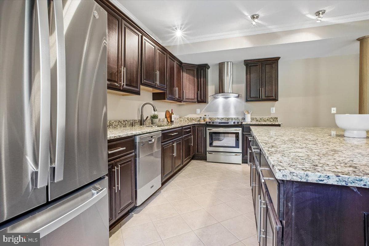 11040 Heathland Drive photo 40