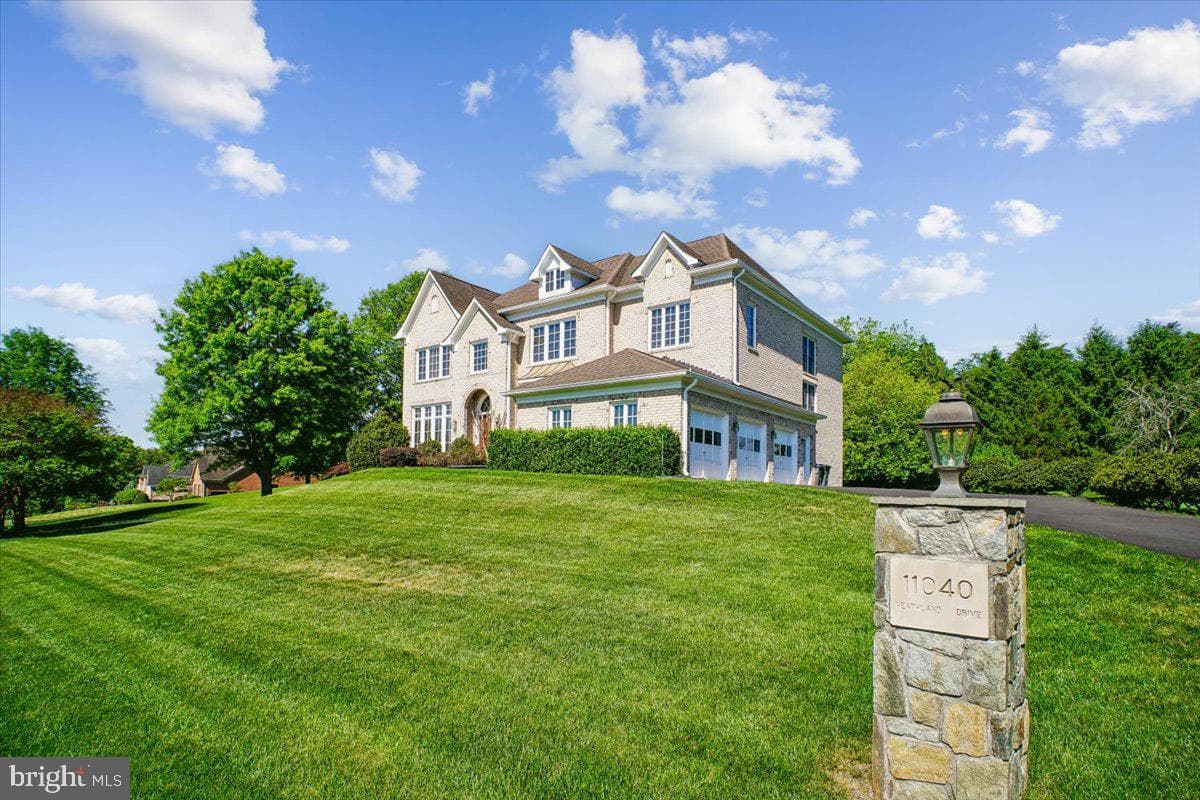 11040 Heathland Drive photo 49