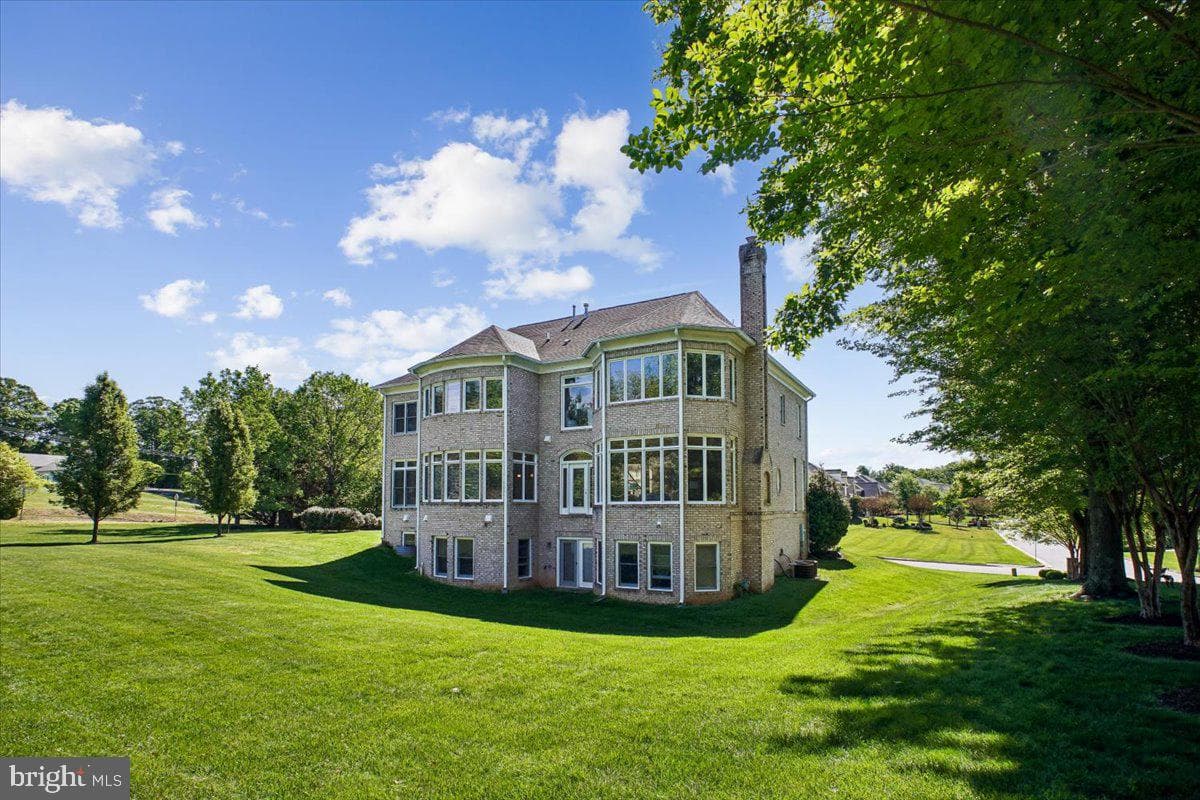 11040 Heathland Drive photo 50