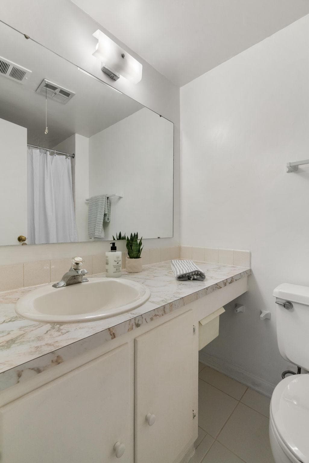 5716 Glamis Drive photo 21