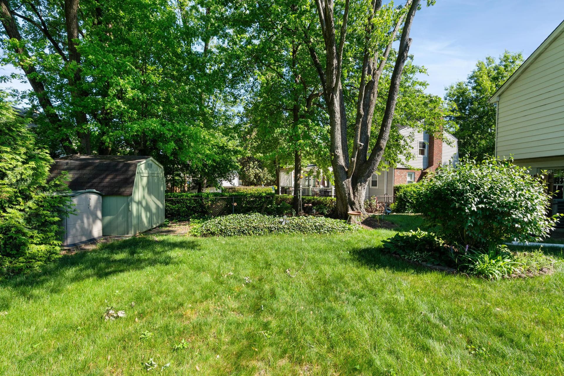 5716 Glamis Drive photo 30