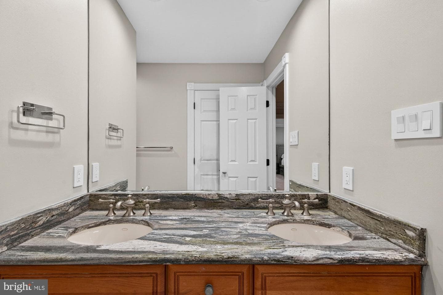 1507 Night Shade Court photo 78