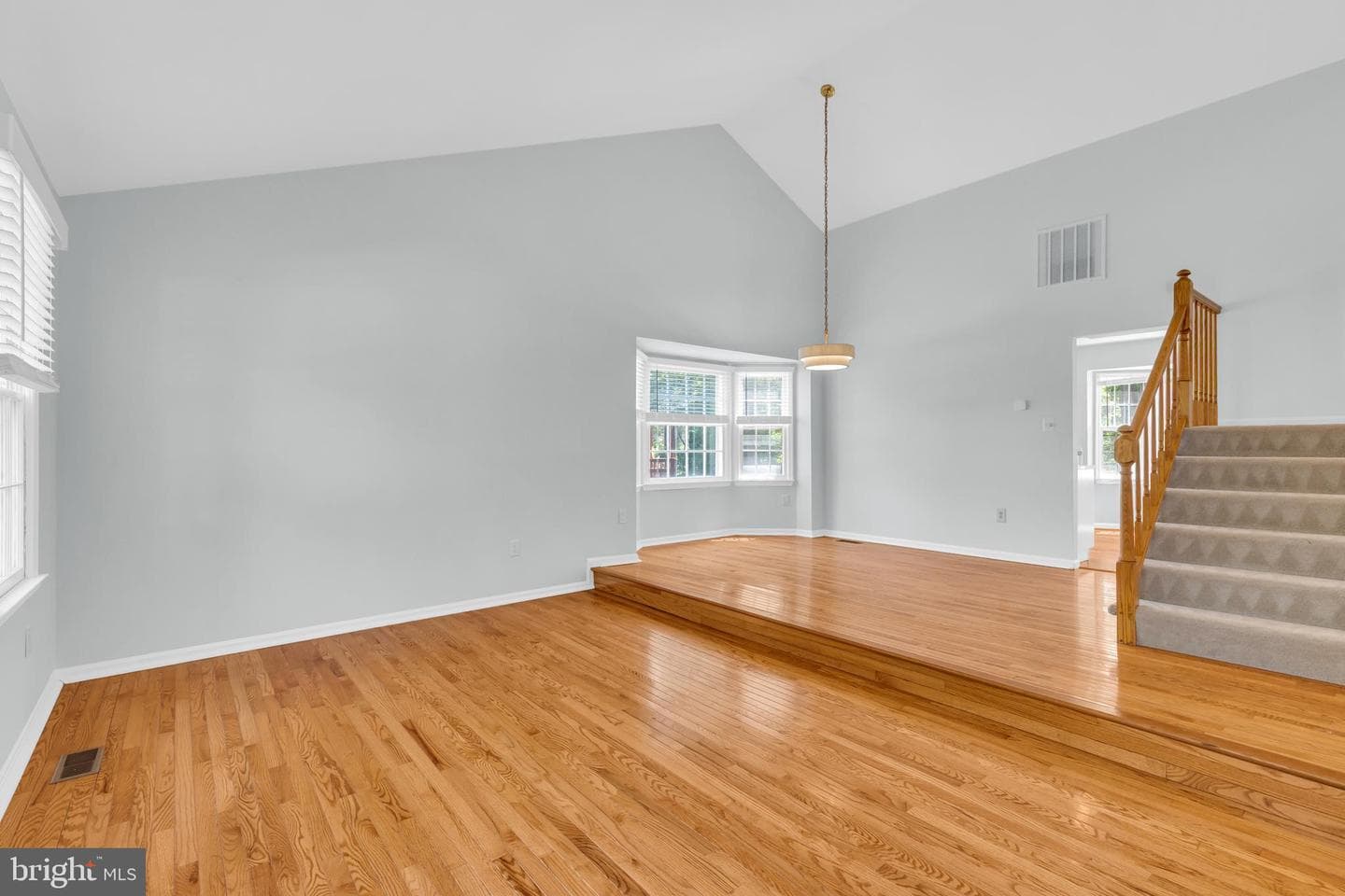 6458 Woodmere Place photo 17