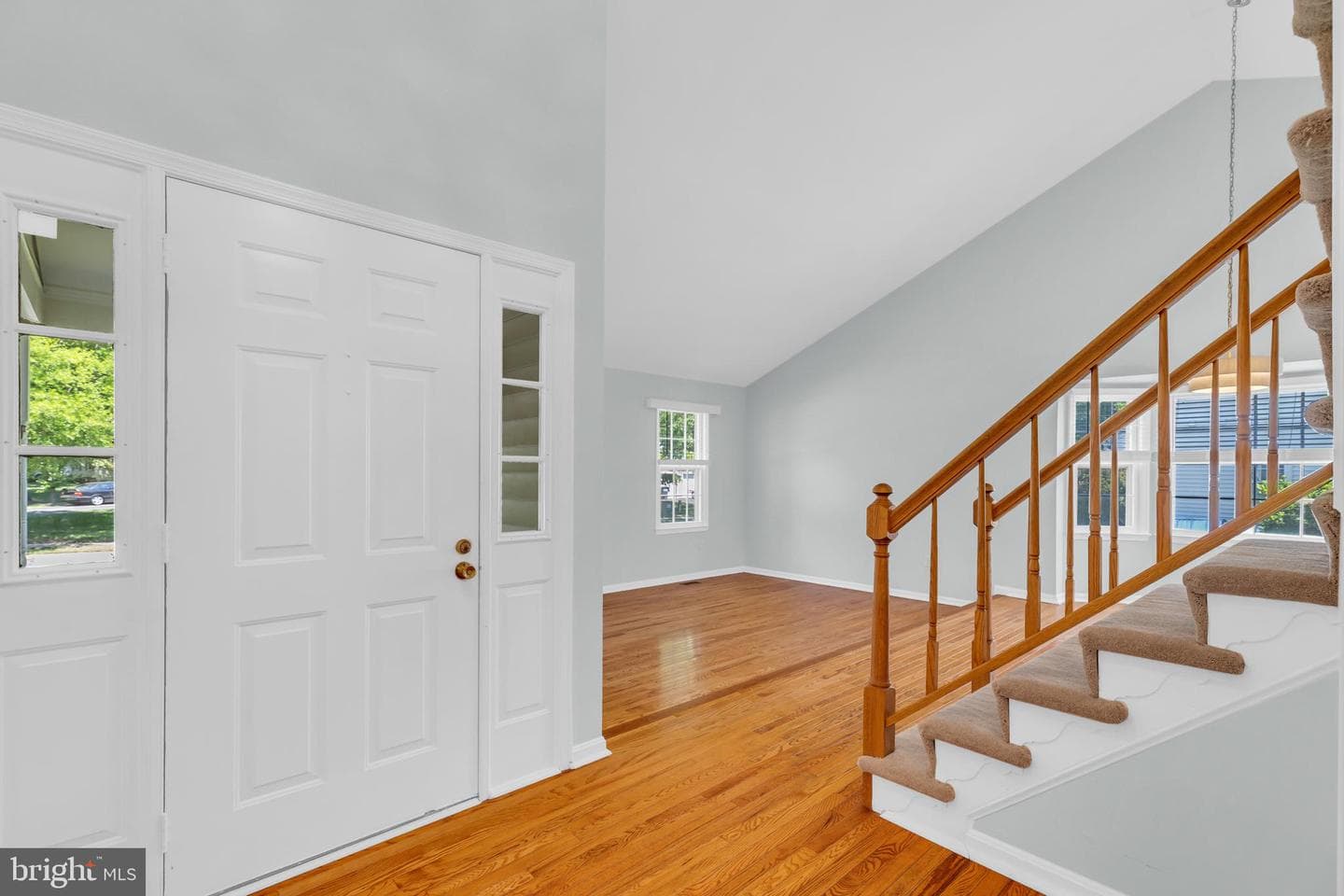 6458 Woodmere Place photo 2