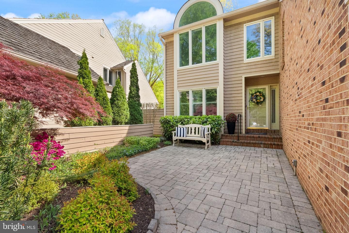 1424 Belcastle Court photo 2