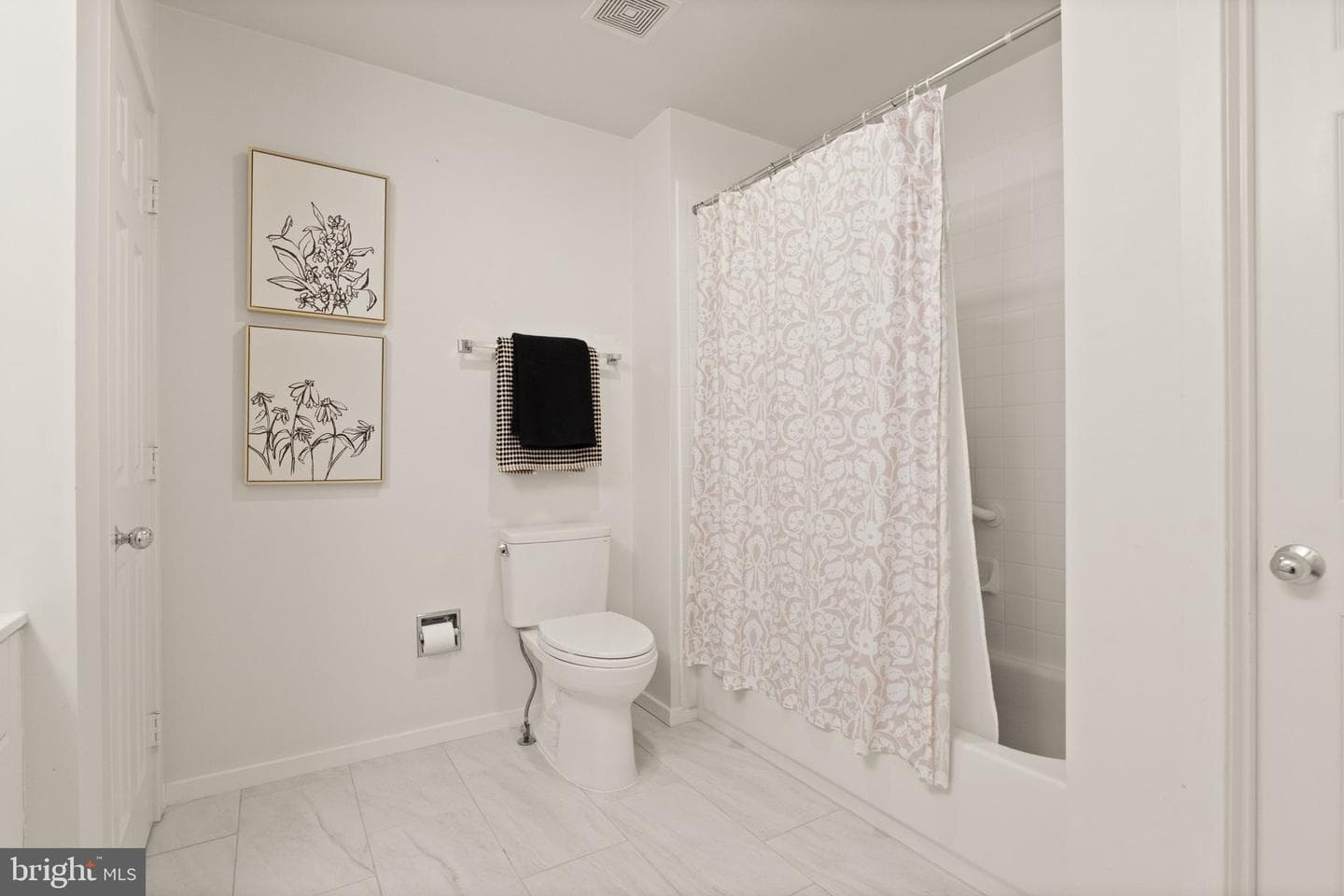1424 Belcastle Court photo 25