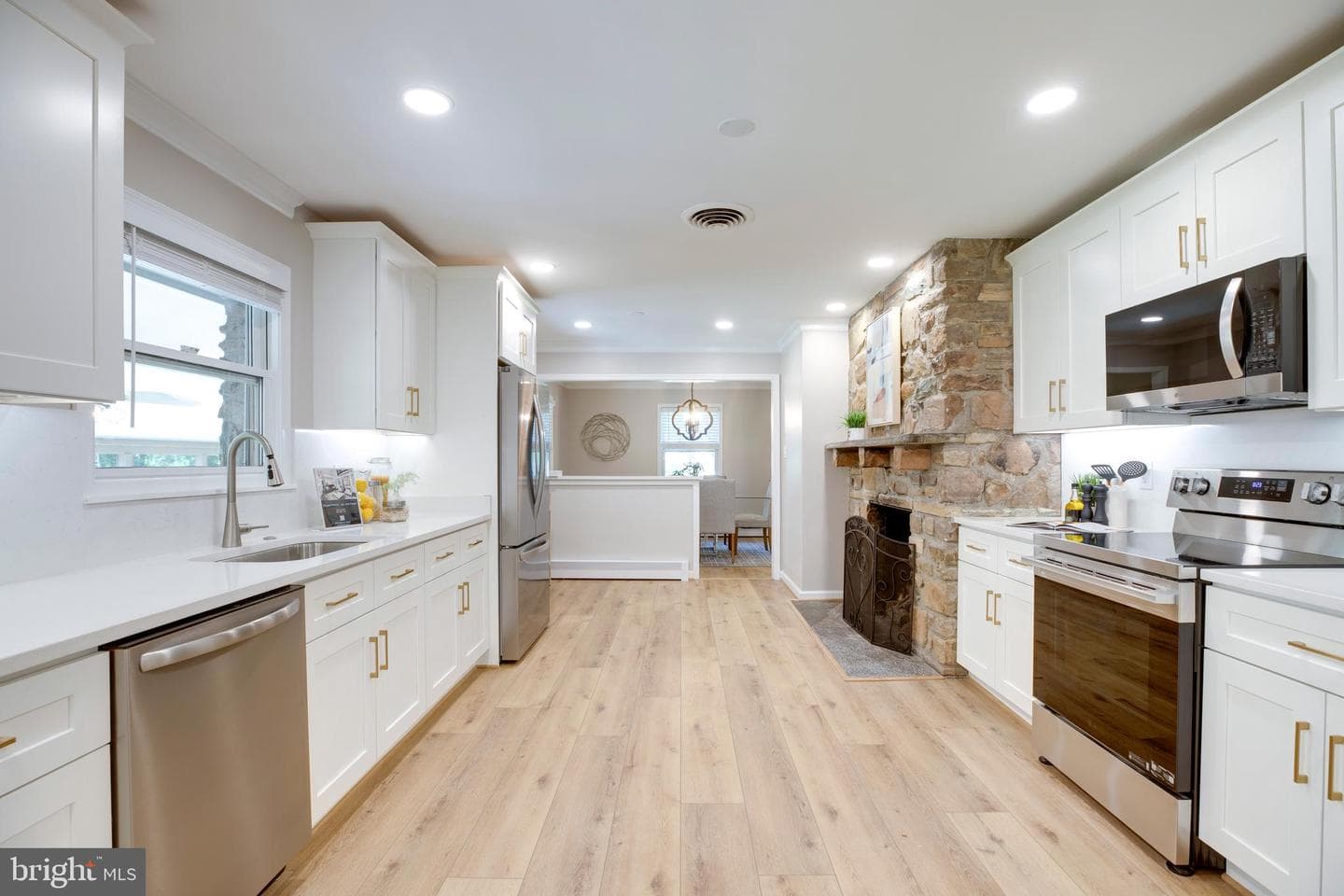 15027 Braddock Road photo 21