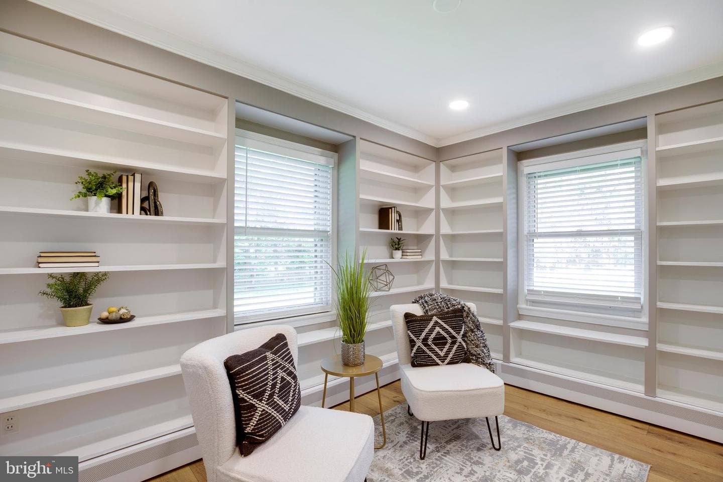 15027 Braddock Road photo 28