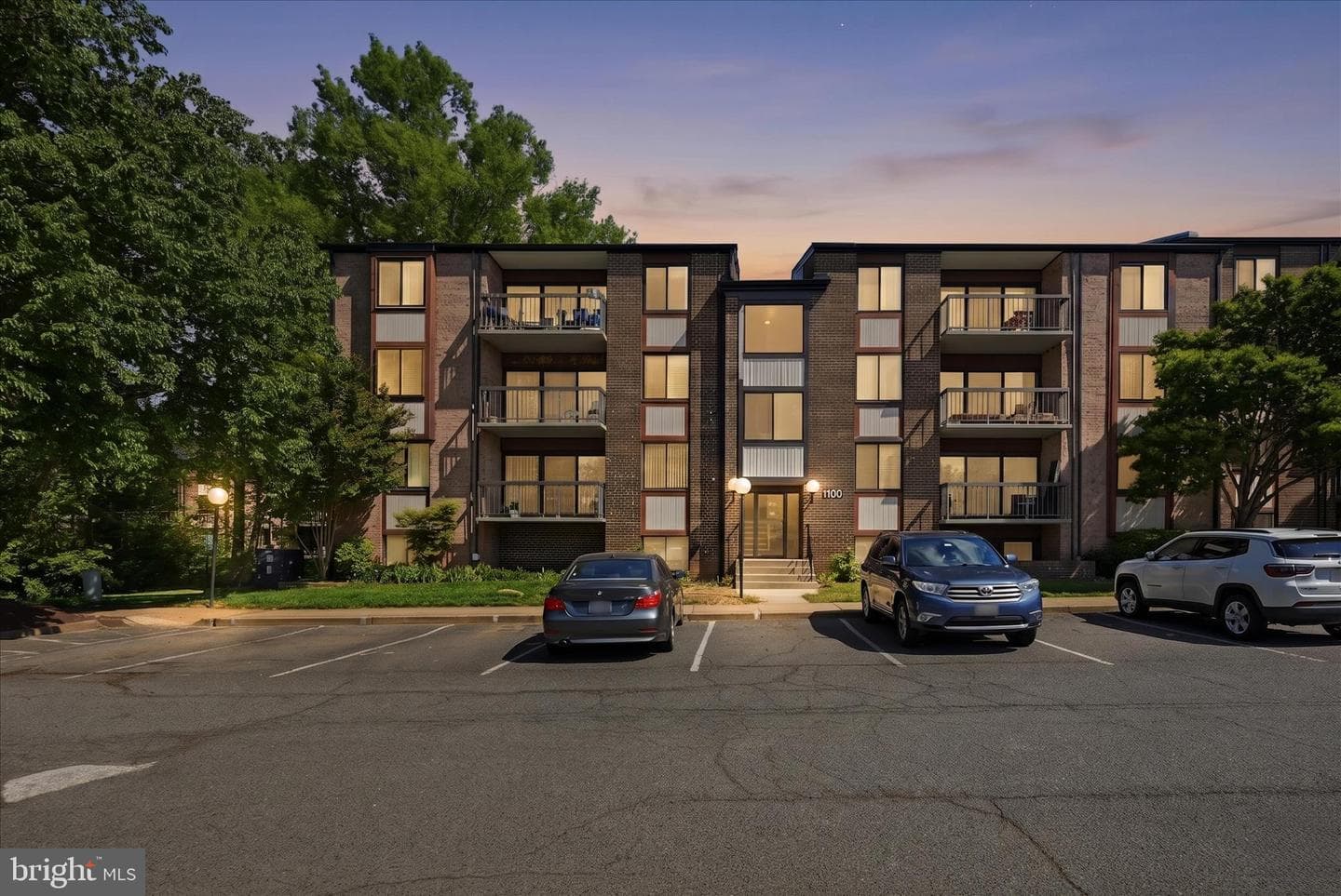 9730 Kingsbridge Drive #303