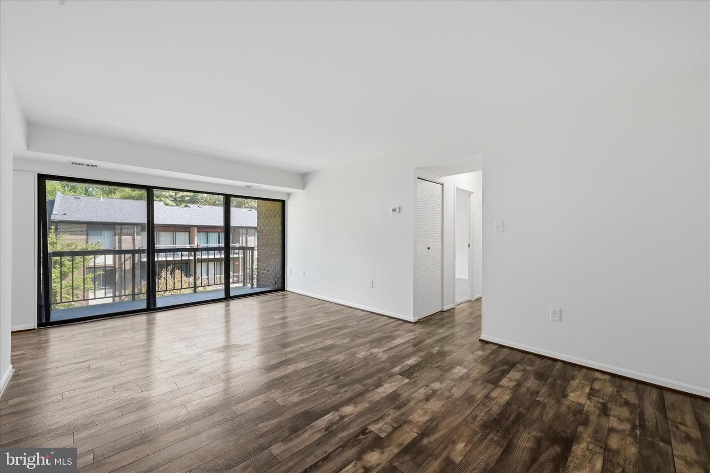 9730 Kingsbridge Drive #303 photo 11