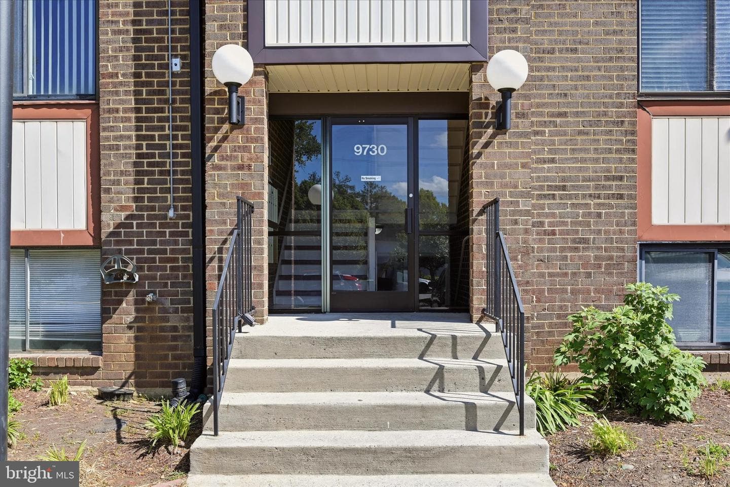 9730 Kingsbridge Drive #303 photo 3