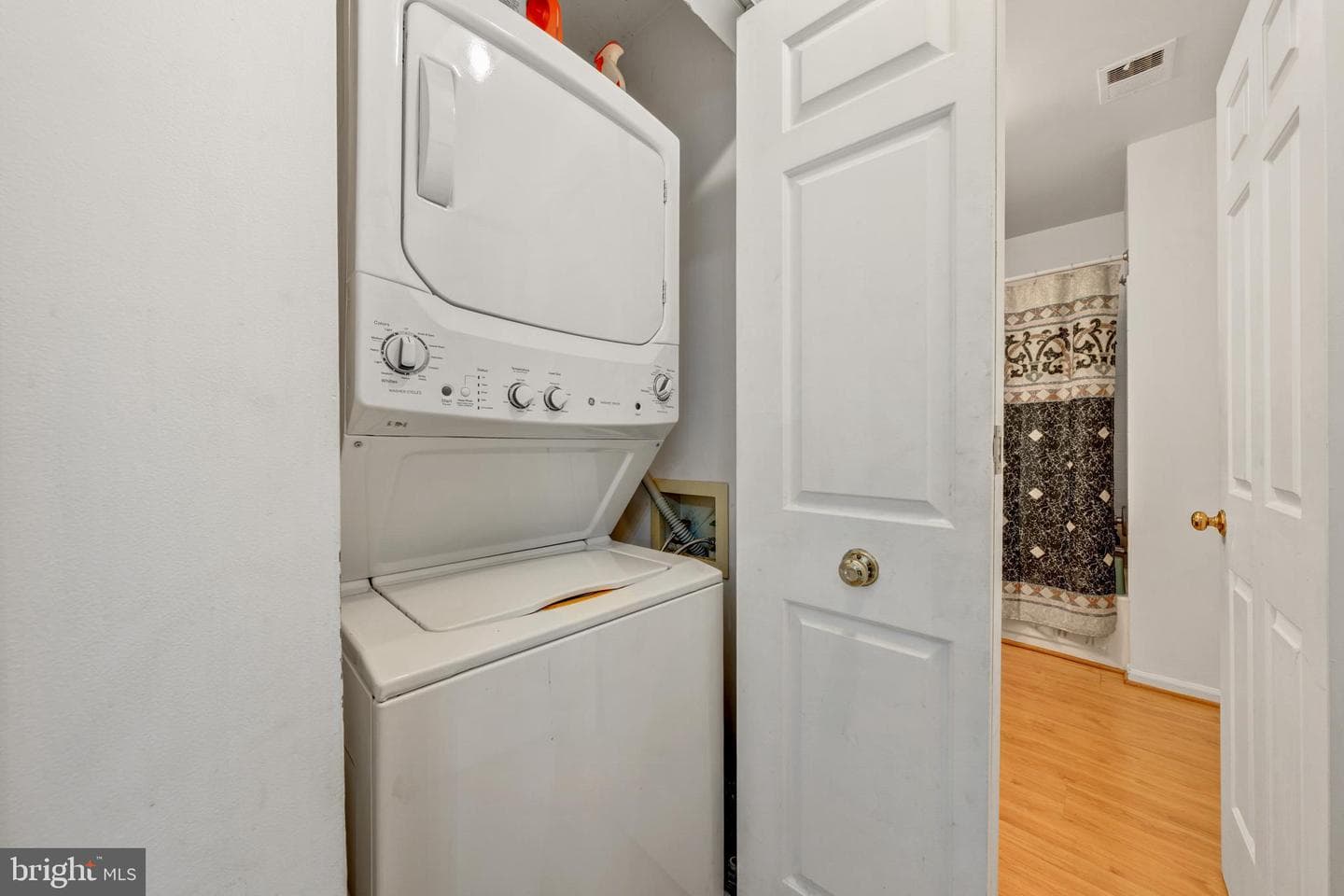 4505 Hazeltine Court #d photo 32