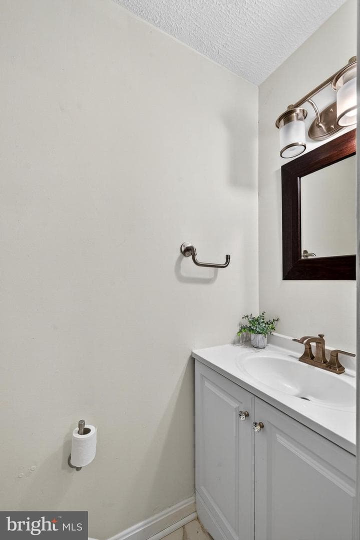 5916 St Giles Way photo 23