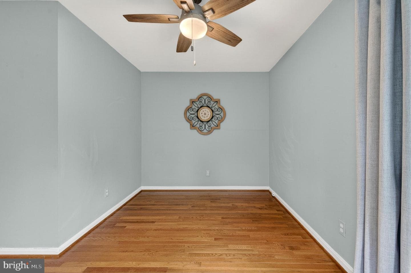 5916 St Giles Way photo 27