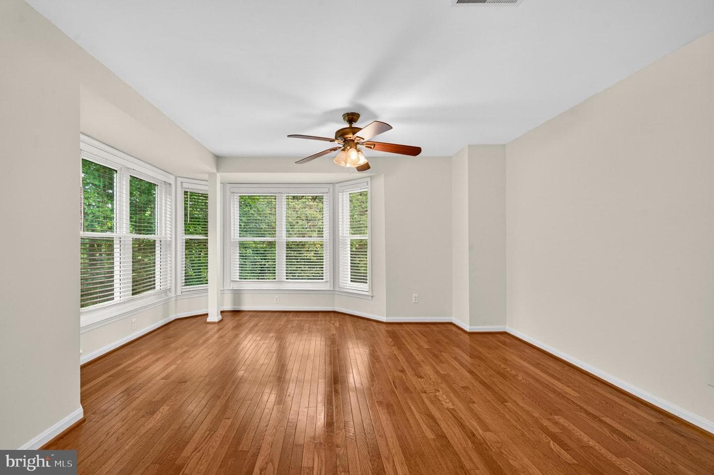 5916 St Giles Way photo 6