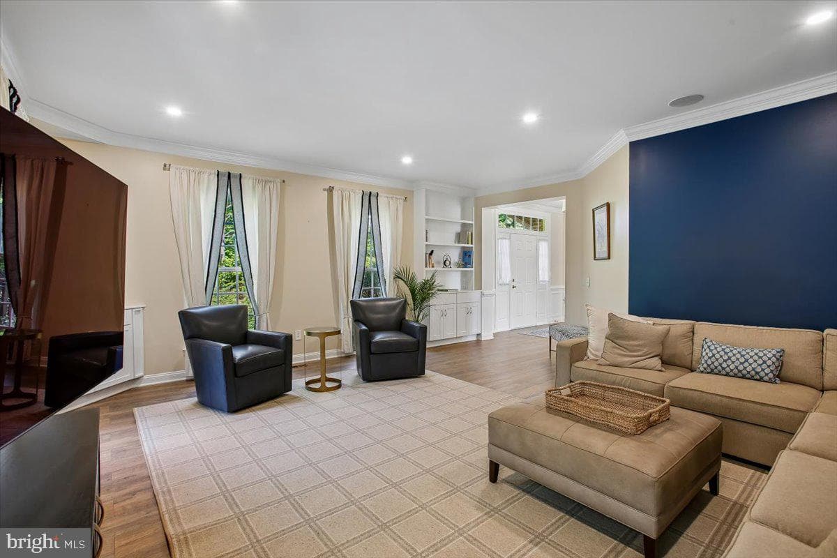 11133 Oakton Road photo 18