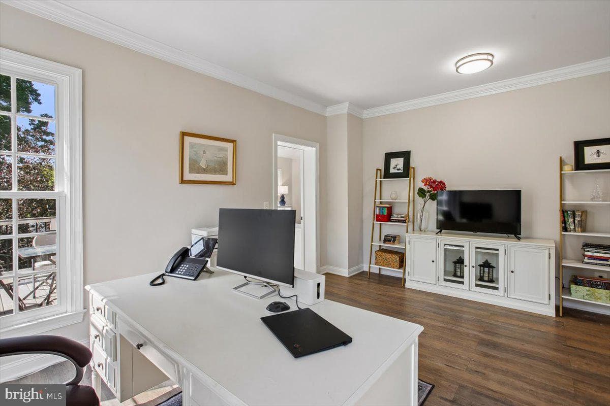 11133 Oakton Road photo 30