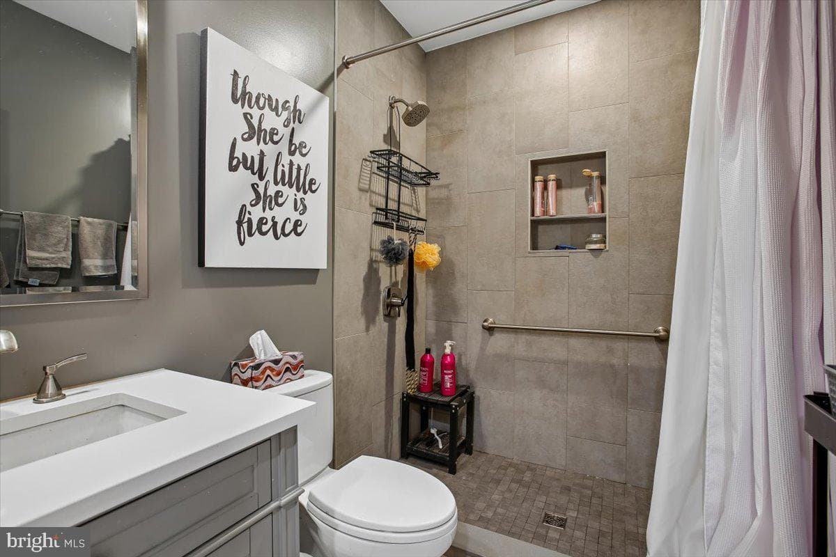 11133 Oakton Road photo 62