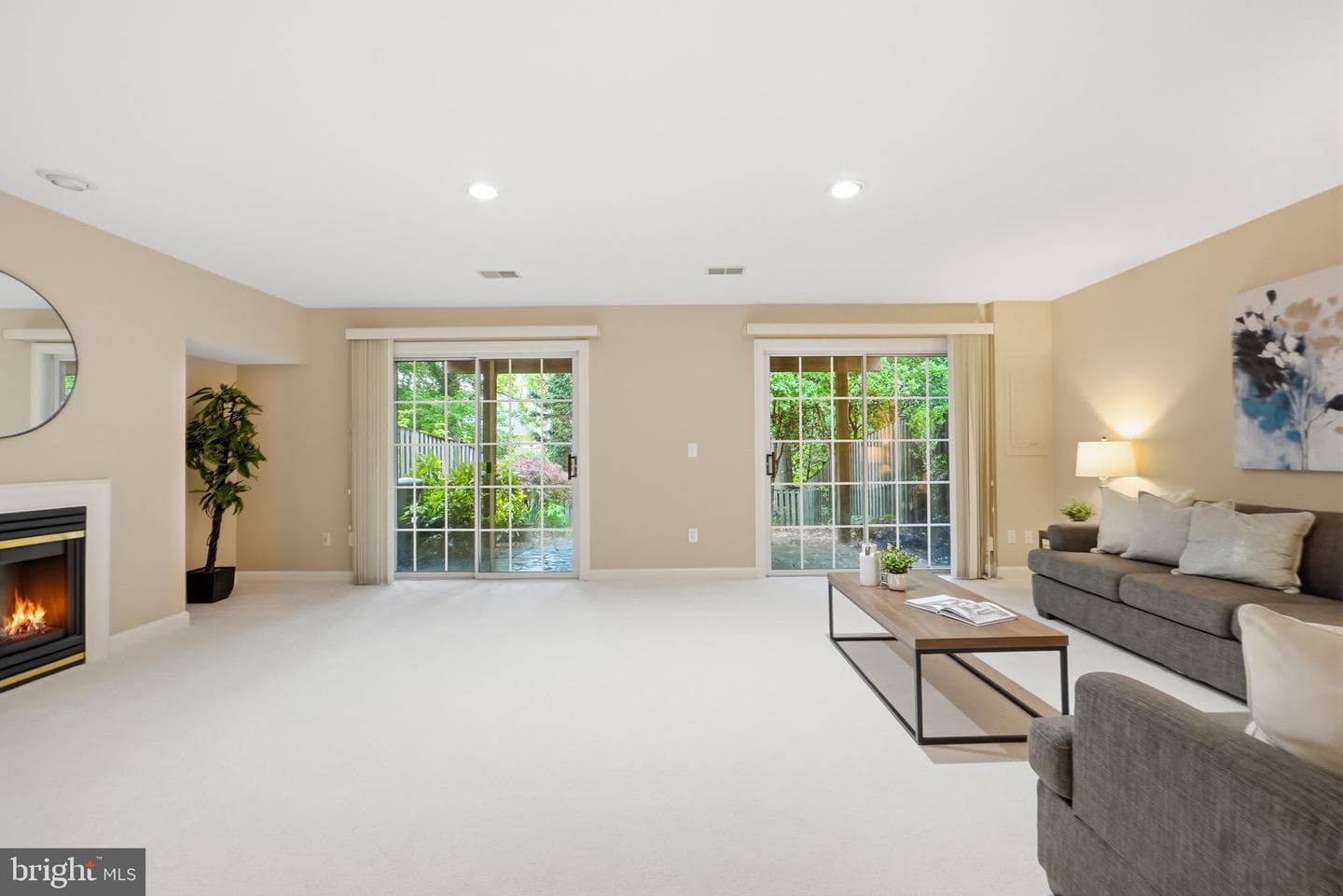 125 Roland Court SW photo 30