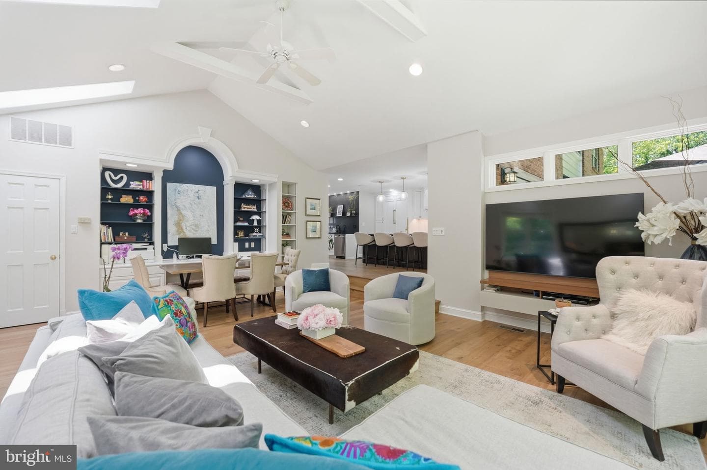 969 Spencer Road photo 12