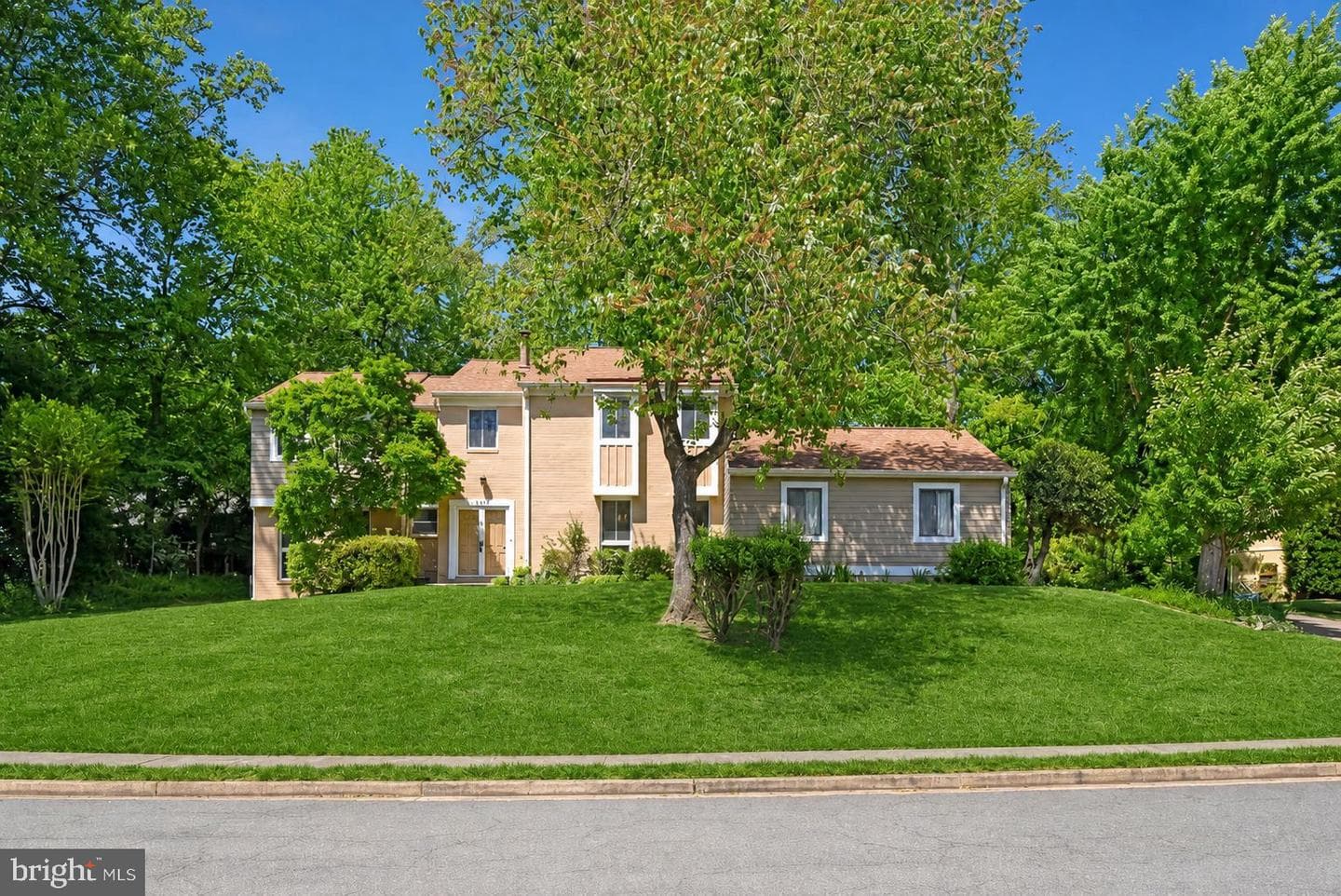 11814 Blue Spruce Road, Reston