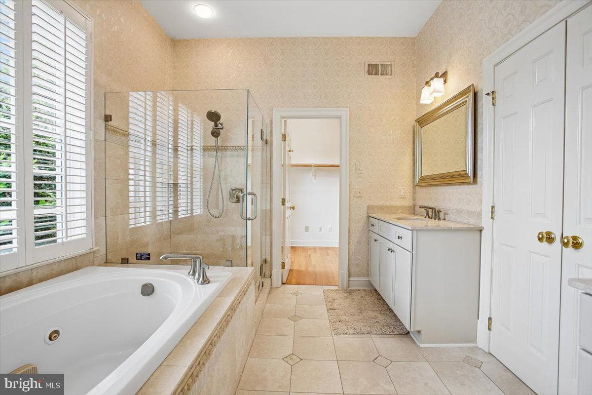 6809 Sorrel Street photo 30