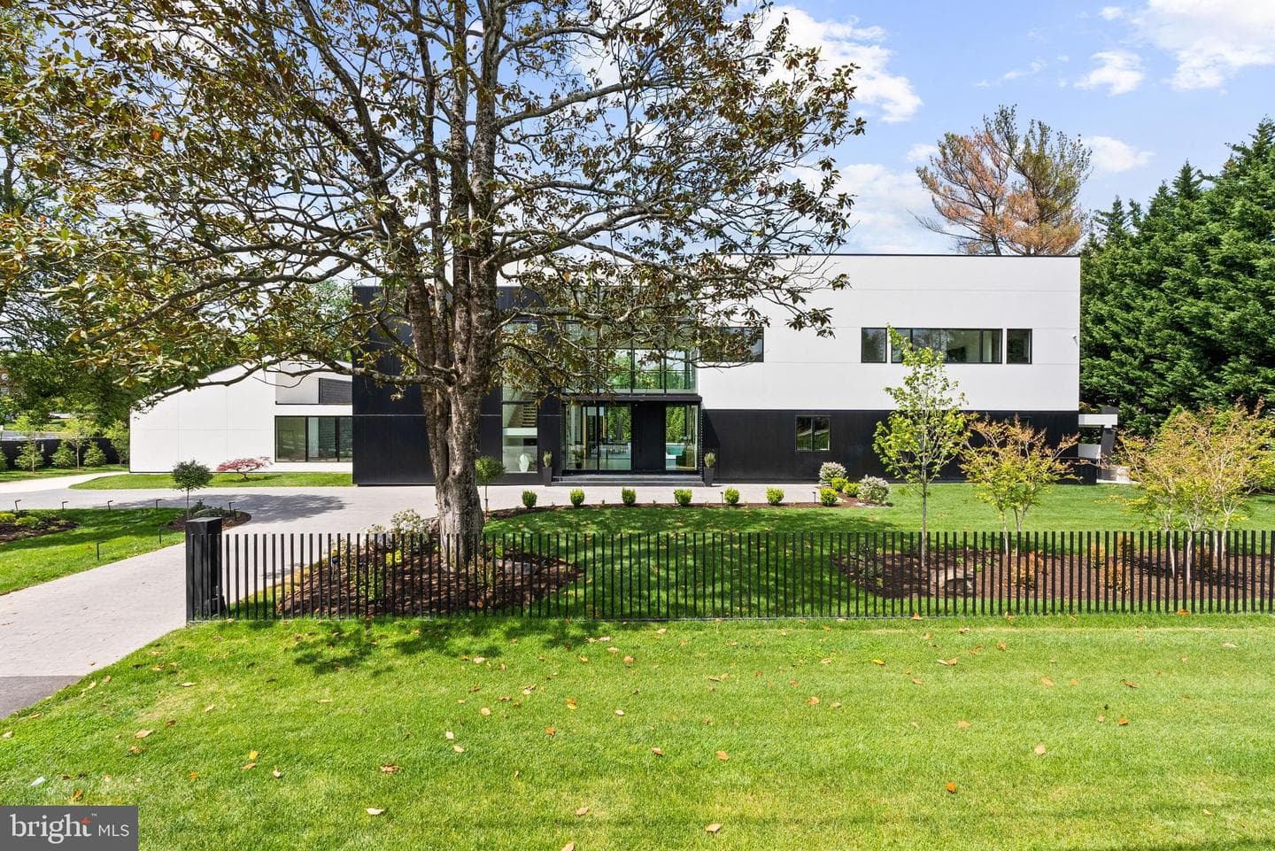 8970 Brook Road photo 3