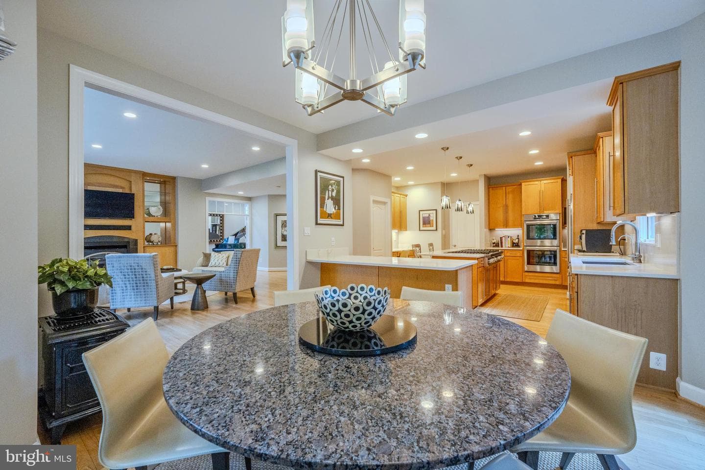 11096 Whitstone Place photo 10