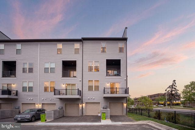 1147 Herndon Parkway #110 photo 49