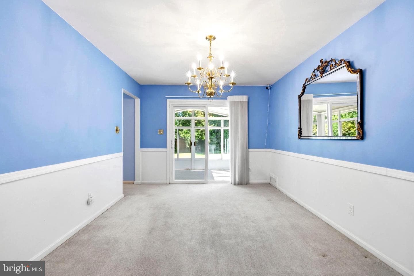 8311 W Boulevard Drive photo 3