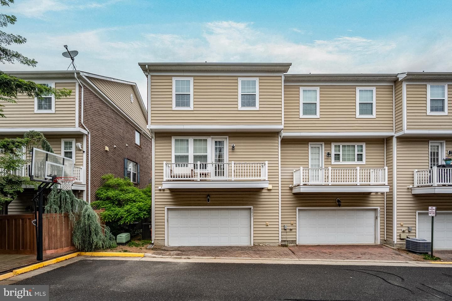 2037 Blunt Lane photo 42