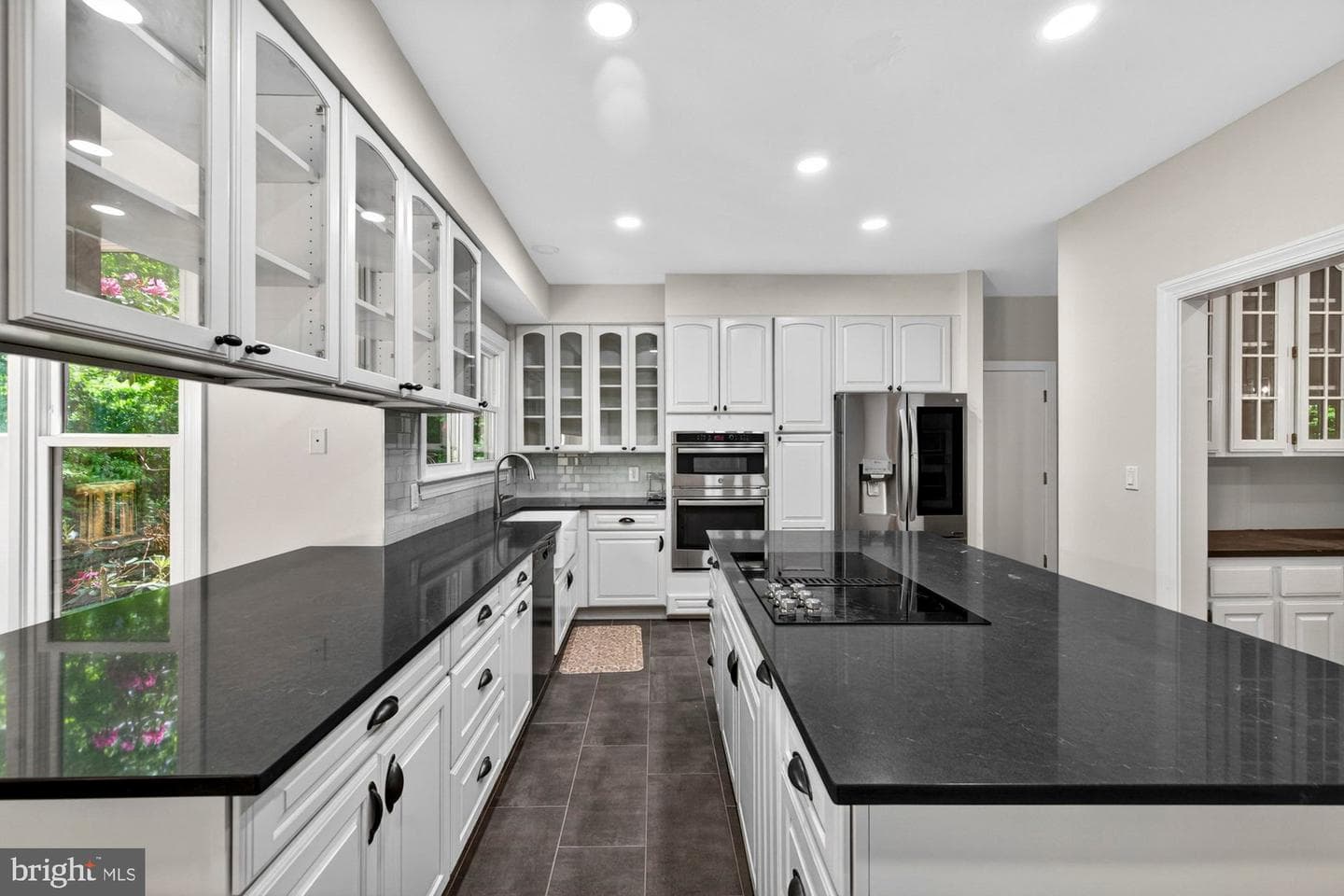 1504 Night Shade Court photo 18