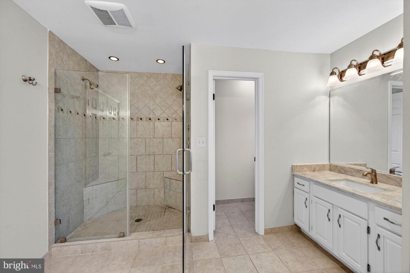 1504 Night Shade Court photo 40