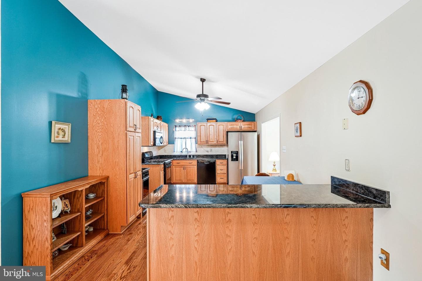 6615 Crayford Street photo 5