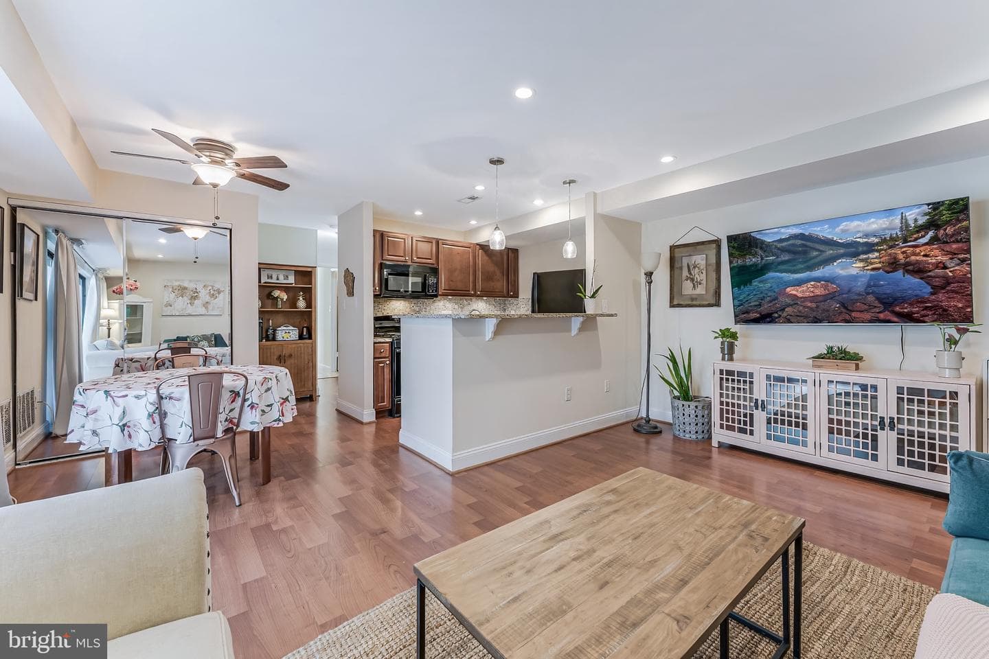 7604 Savannah Street #t1, Falls Church