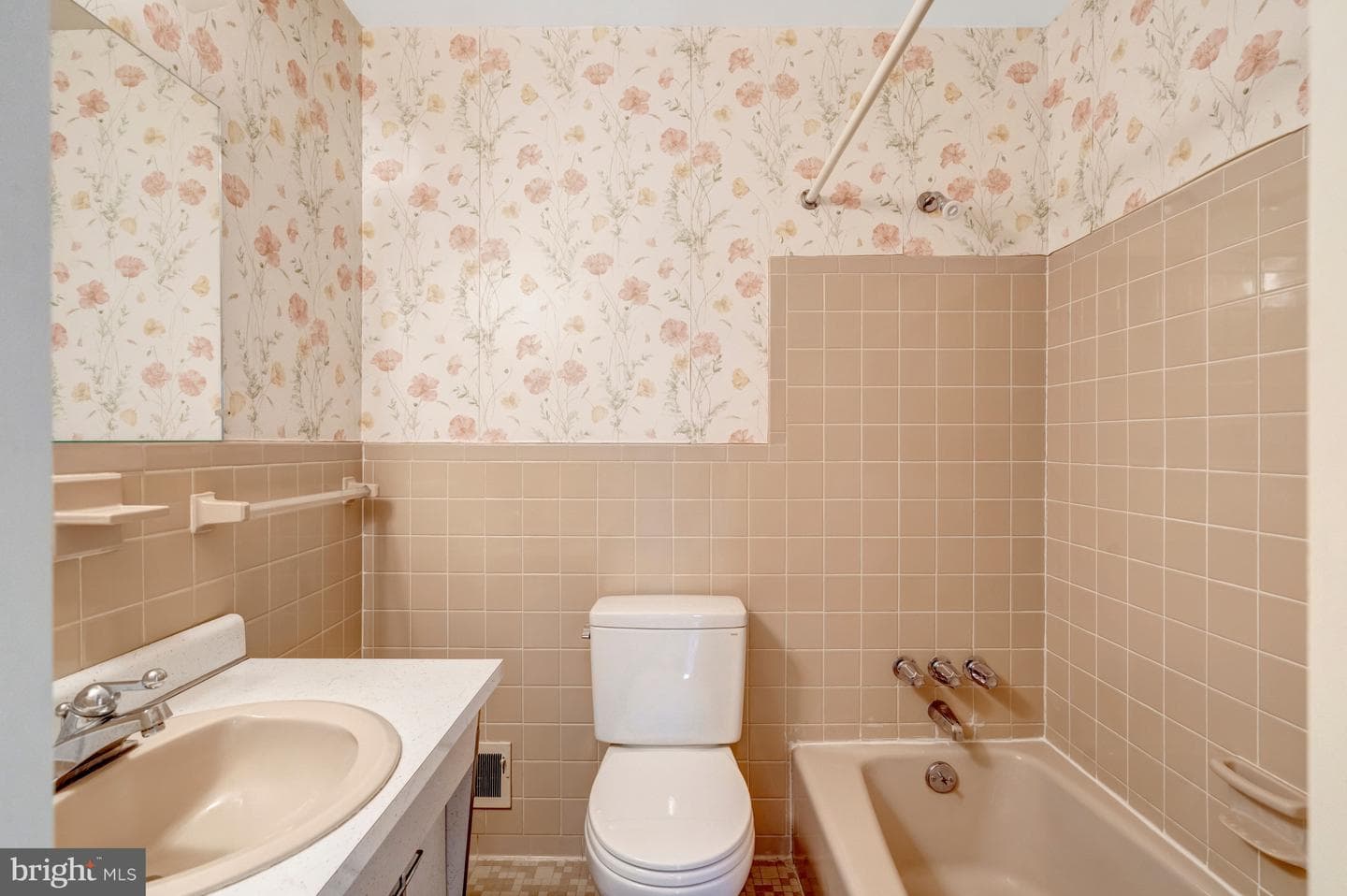 6413 Noble Drive photo 58